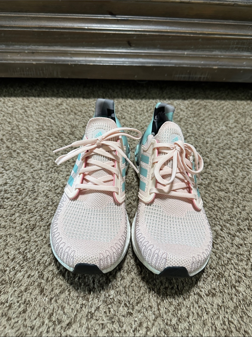 adidas ultraboost 20 pink tint frost mint size 9 Women nwot - Picture 2 of 5